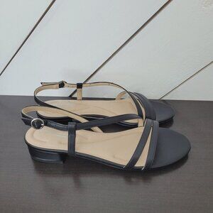 NEW Easy Spirit Glenni Womens Seglenni Sandals 9M Leather Upper Slingback 4PT